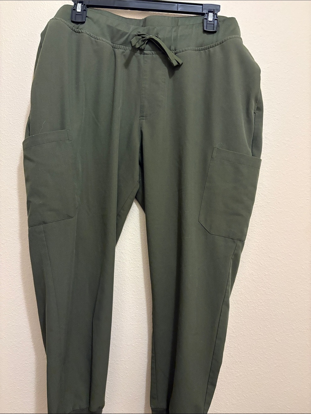 Mandala jogger pants in olive in XL petite